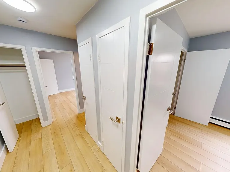 5375 Rector St #7 — Photo 6