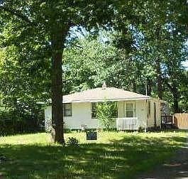 1st image of 107 Manley Ave