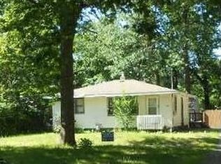 107 Manley Ave, Holland, MI 49424