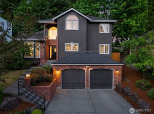 1010 106th Avenue SE, Bellevue, WA 98004