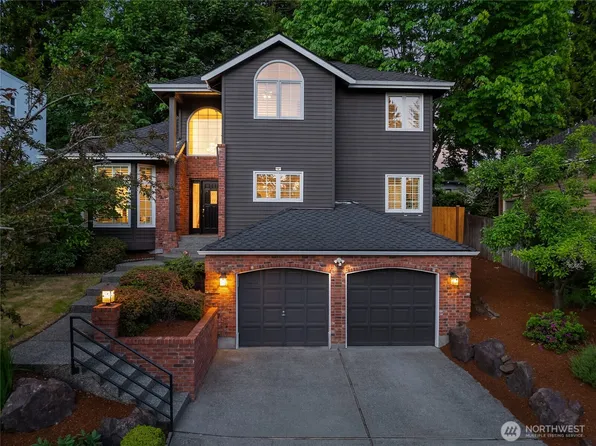 1010 106th Avenue SE, Bellevue, WA 98004