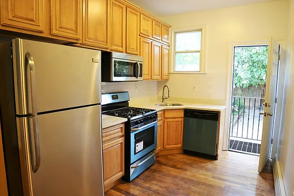 Rented by WorldWide Homes, Inc. | media 54