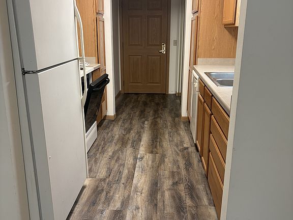 2nd image of 431 Water St