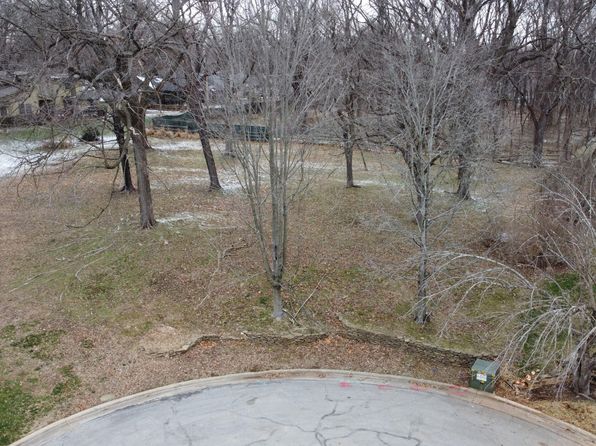 2007 E Timber Hill Place UNIT 1, Springfield, MO 65804