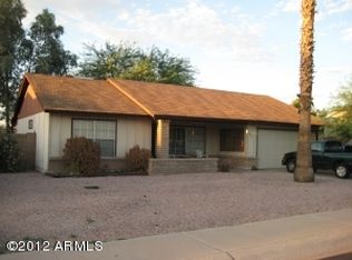 324 E Harwell Rd, Gilbert, AZ 85234