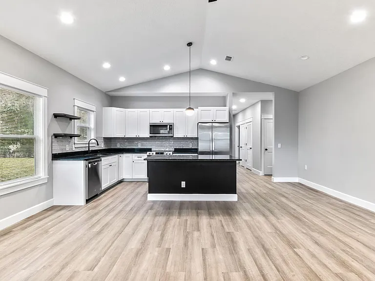 631 Oakland Ave — Photo 25