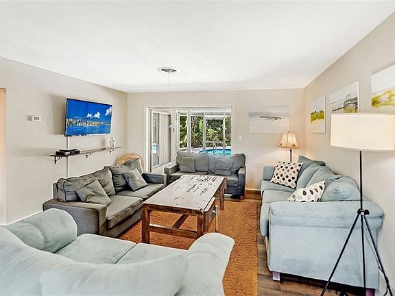 4th image of 5377 Shadow Lawn Dr