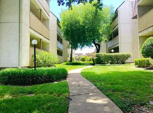 8421 Hearth Dr APT 24, Houston, TX 77054
