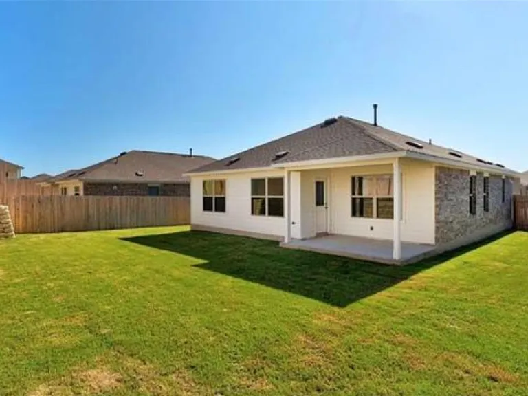 21416 Bird Wing Dr — Photo 16