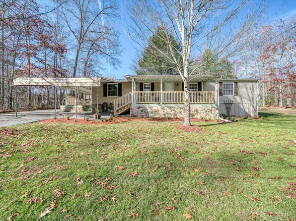 7038 Talahatchie Dr, Crossville, TN 38572