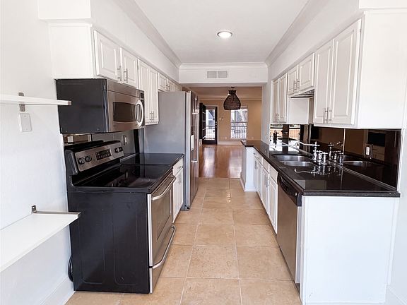 4th image of 7734 Meadow Rd APT 223