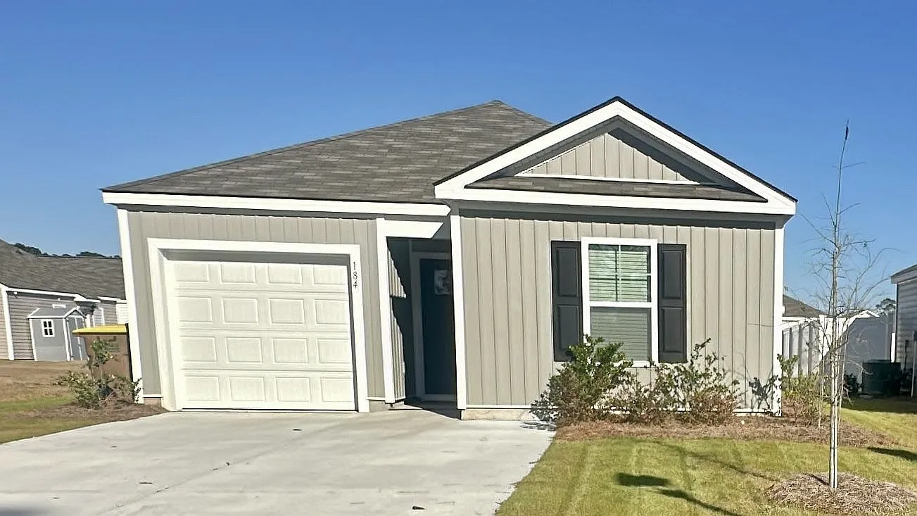 3 bed, 1183 sqft, $2,750 — Photo 1