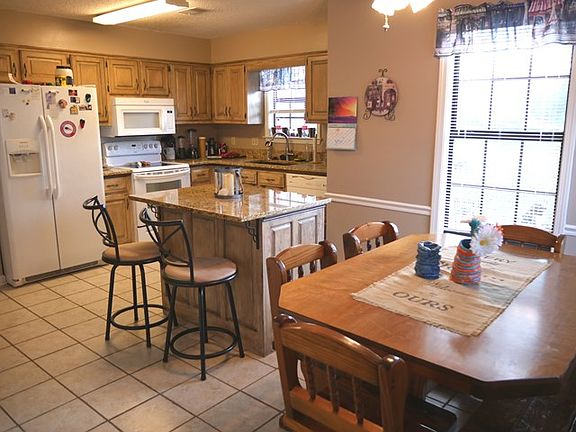5th image of 508 Fair Oaks Cir