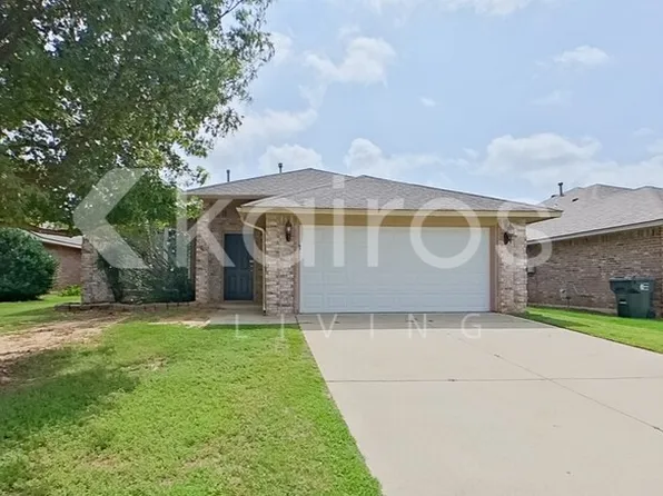4209 Snowy Owl Dr, Norman, OK 73072