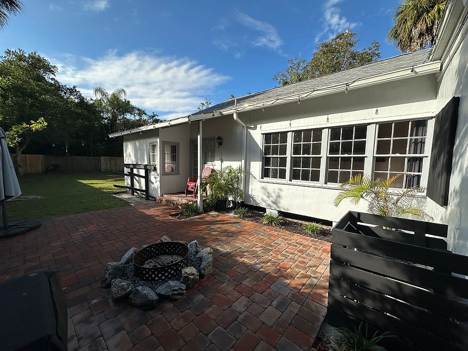 1st image of 227 Myles Dr