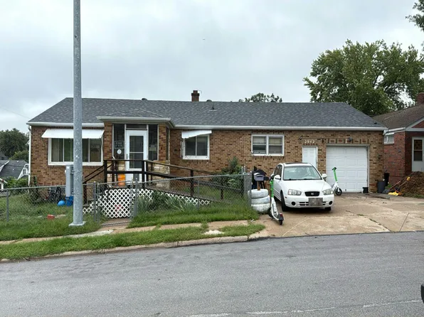 2942 Gold St, Omaha, NE 68105