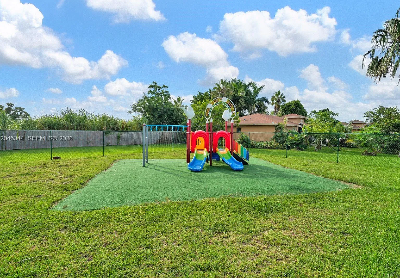 3 bed, 2.0 bath, $2,250 — Photo 4