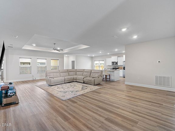 5th image of 4886 Sweetspire Dr