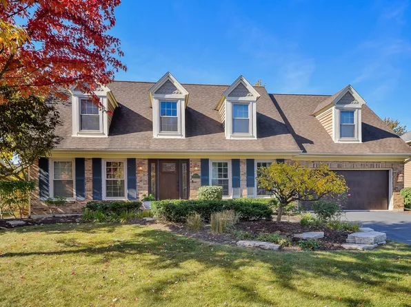 1N052 Timothy Ln, Carol Stream, IL 60188
