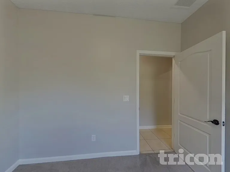 12163 Georgia Oak Ct — Photo 10