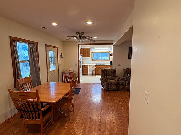 4th image of 14293 Gilchrist Rd