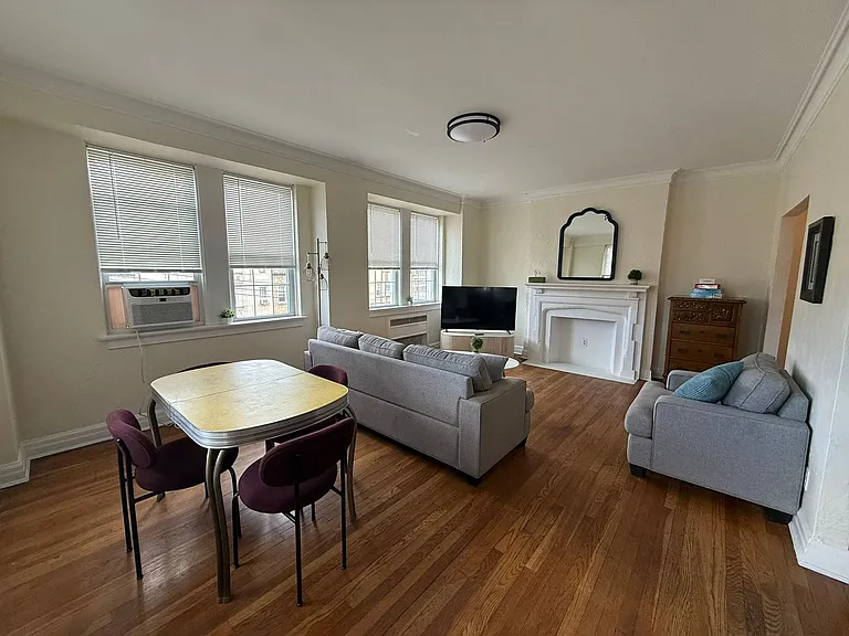 New King Edward Apartments — Photo 349