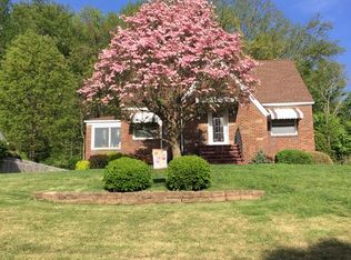 402 Jefferson Ave, Glen Dale, WV