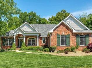4214 Austin Ridge Dr, Saint Charles, MO 63304