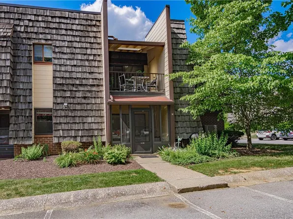 1025M Village Round, Allentown, PA 18106