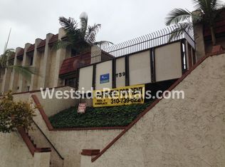 739 W 1st St, San Pedro, CA 90731