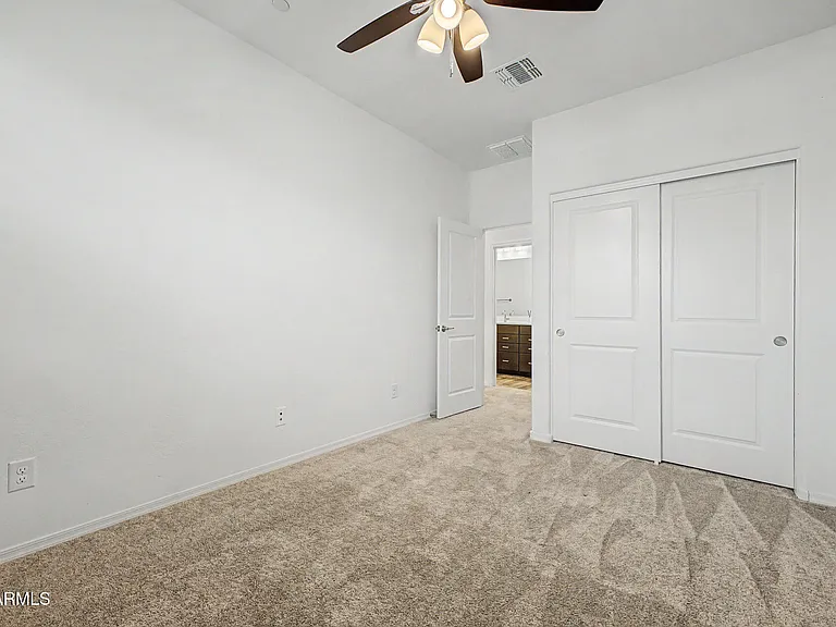 1917 E Hampton Ln #104 — Photo 31