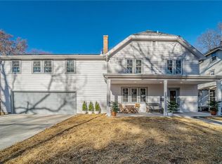 206 E 66th St, Kansas City, MO 64113