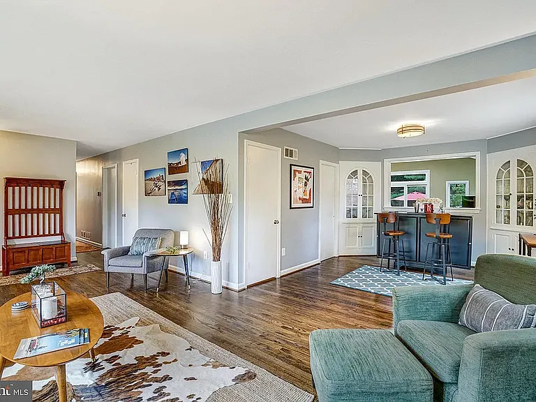 5223 Yorktown Blvd — Photo 10