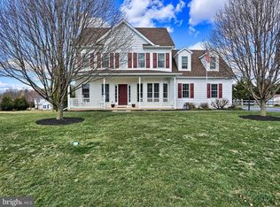 6421 Bellhurst Dr, Chambersburg, PA 17202