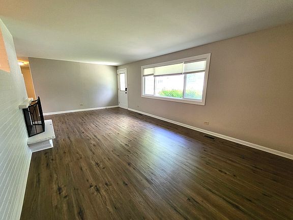 5th image of 1408 Fairlane Dr