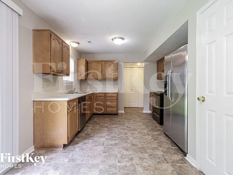 7222 Mars Dr — Photo 5