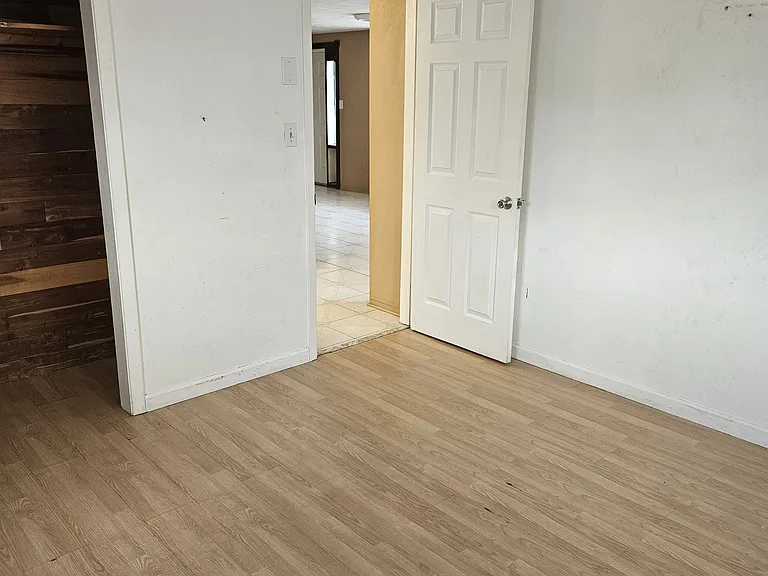 4912 Picture Ave — Photo 9