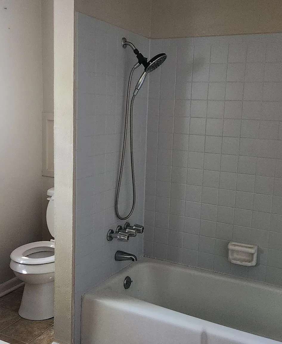 2 bed, 900 sqft, $900 — Photo 3