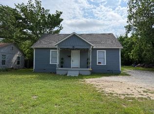 613 S Fielder Rd, Arlington, TX 76013