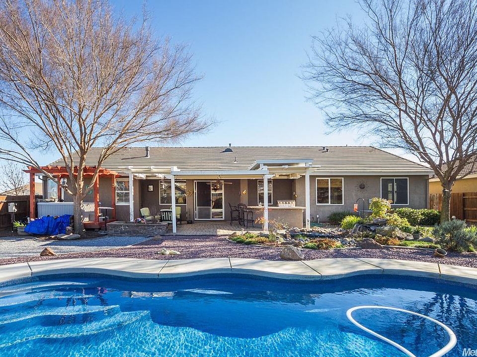 1st image of 2066 Gold Nugget Dr