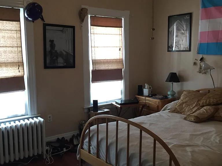 252 Oxford St — Photo 6