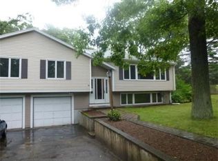 38 Villa Dr, Foxboro, MA 02035