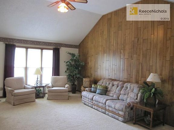 4th image of 6934 Red Oak Dr