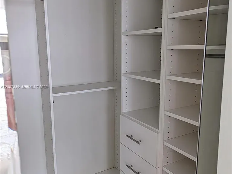16909 N Bay Rd #718 — Photo 6