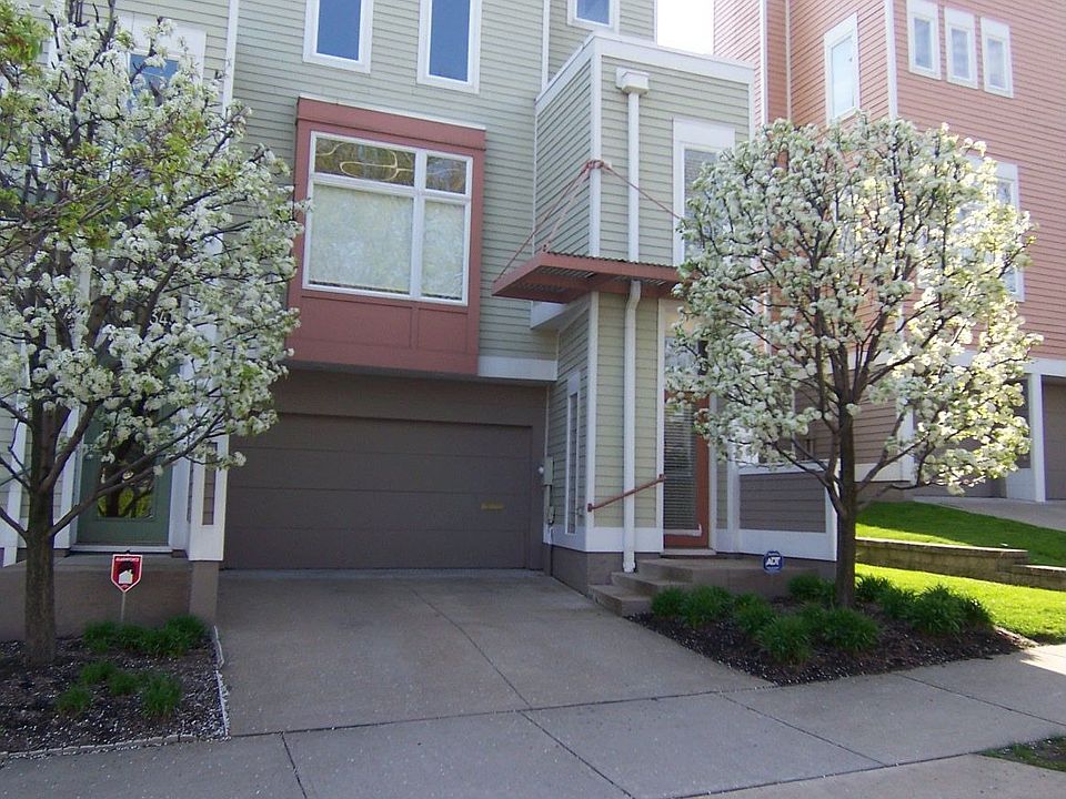1st image of 1345 W 49th St