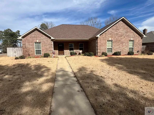 1 Briarwood Cir, Texarkana, TX 75503