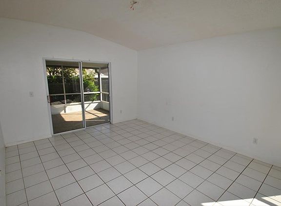 3rd image of 1837 Concord Dr