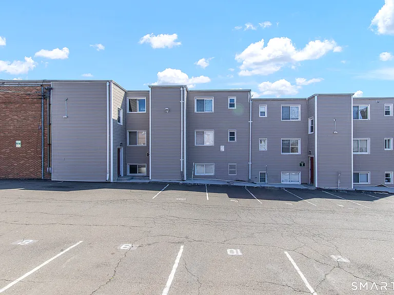 36 Woodbury Ave #2B — Photo 22