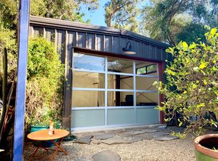 21914 Entrada Rd, Topanga, CA 90290