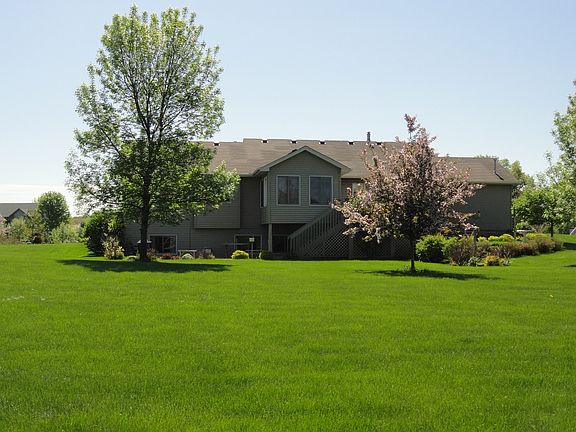 4th image of 20944 Buchanan St NE